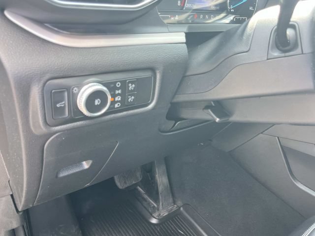 Used 2023 Ford Explorer XLT w/ Equipment Group 202A AWD/4WD image 35