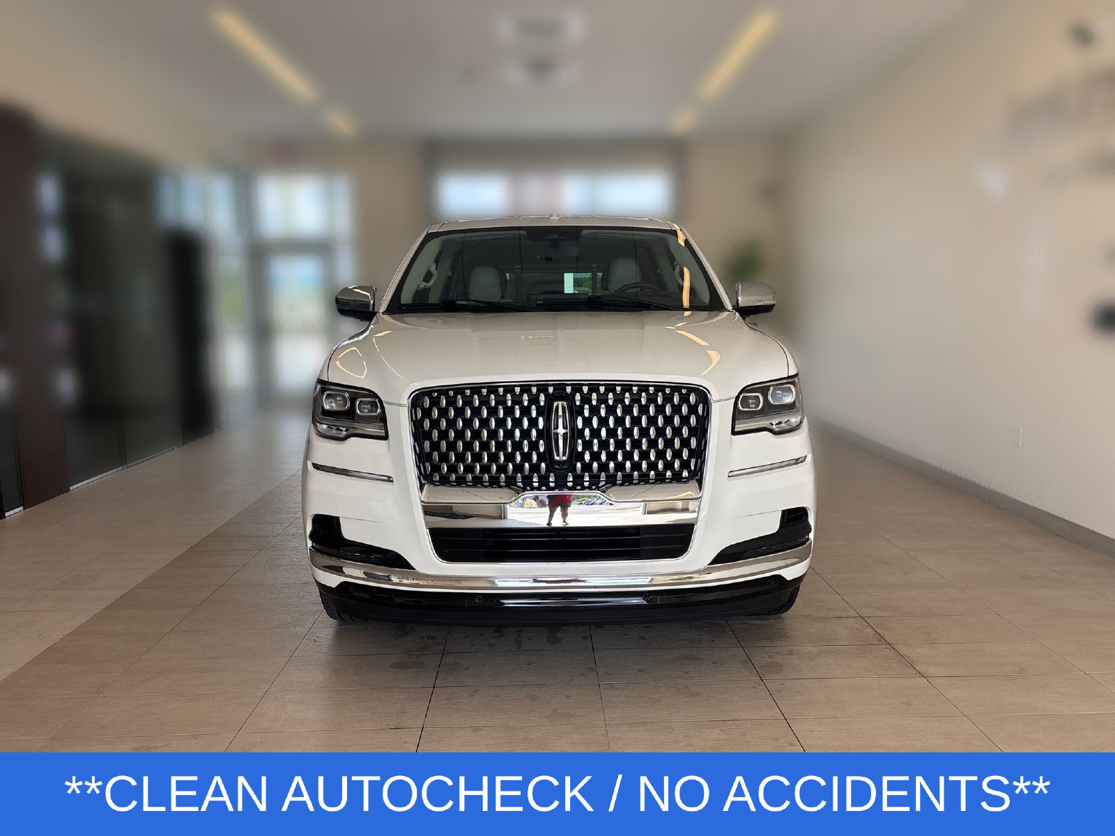Certified 2024 Lincoln Navigator Black Label AWD/4WD image 8