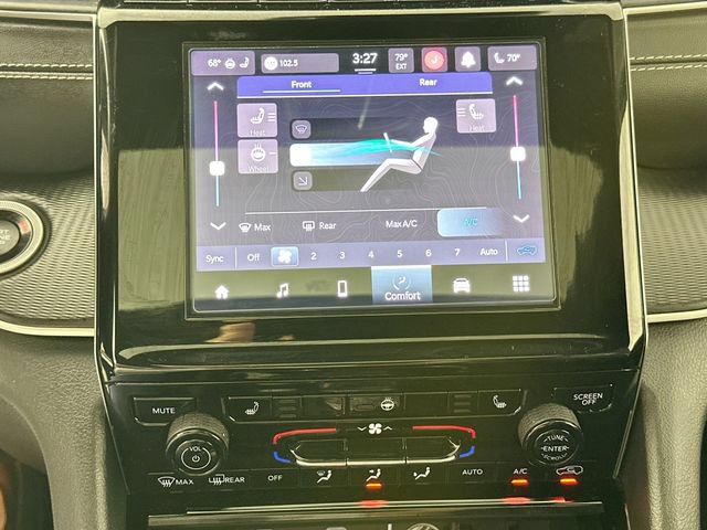 Used 2023 Jeep Grand Cherokee L Laredo AWD/4WD image 14