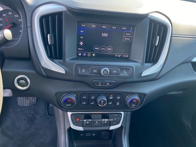 Used 2022 GMC Terrain SLE w/ Driver Convenience Package image 11