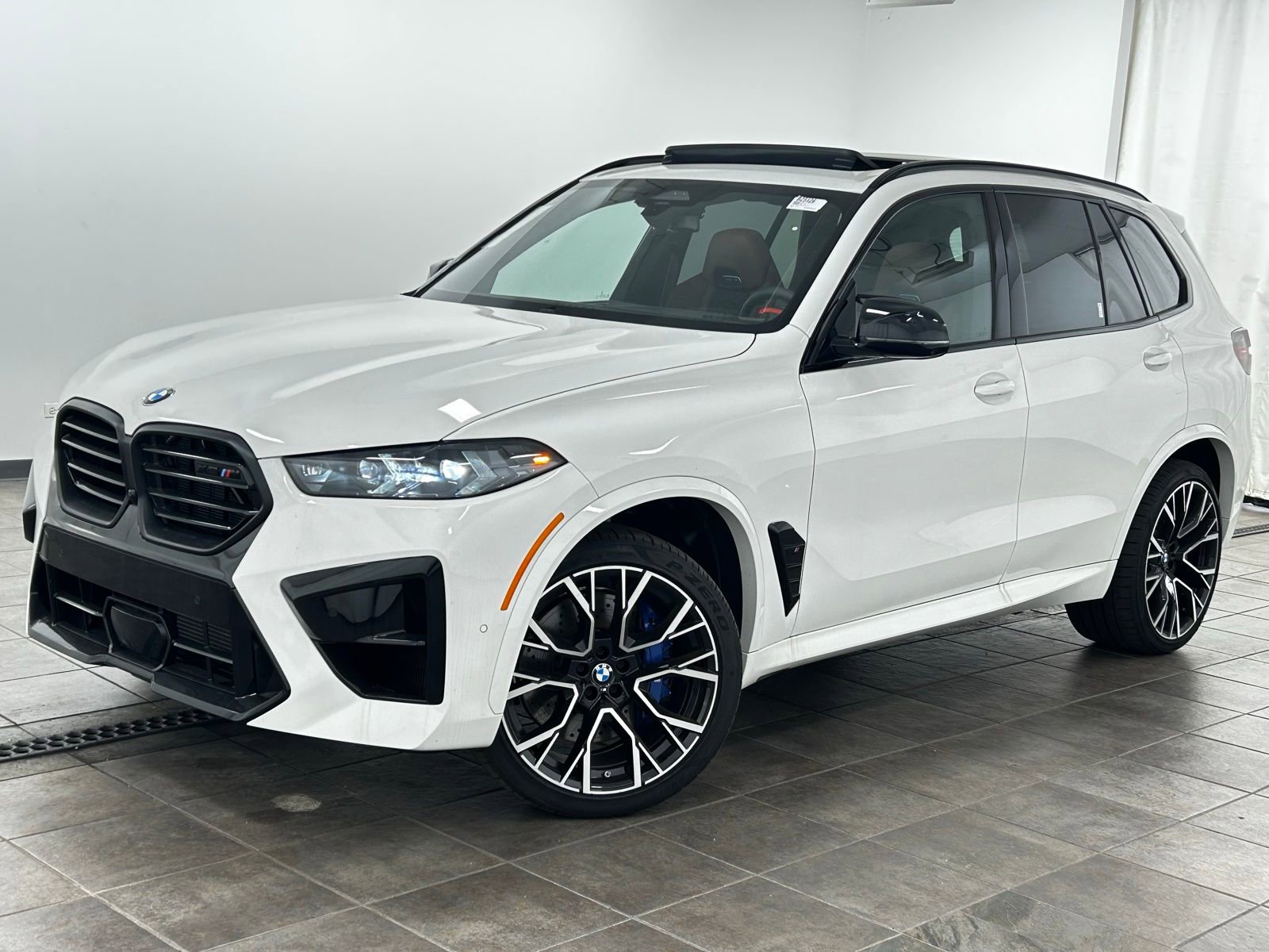 New 2026 BMW X5 M Competition w/ Executive Package AWD/4WD image 1