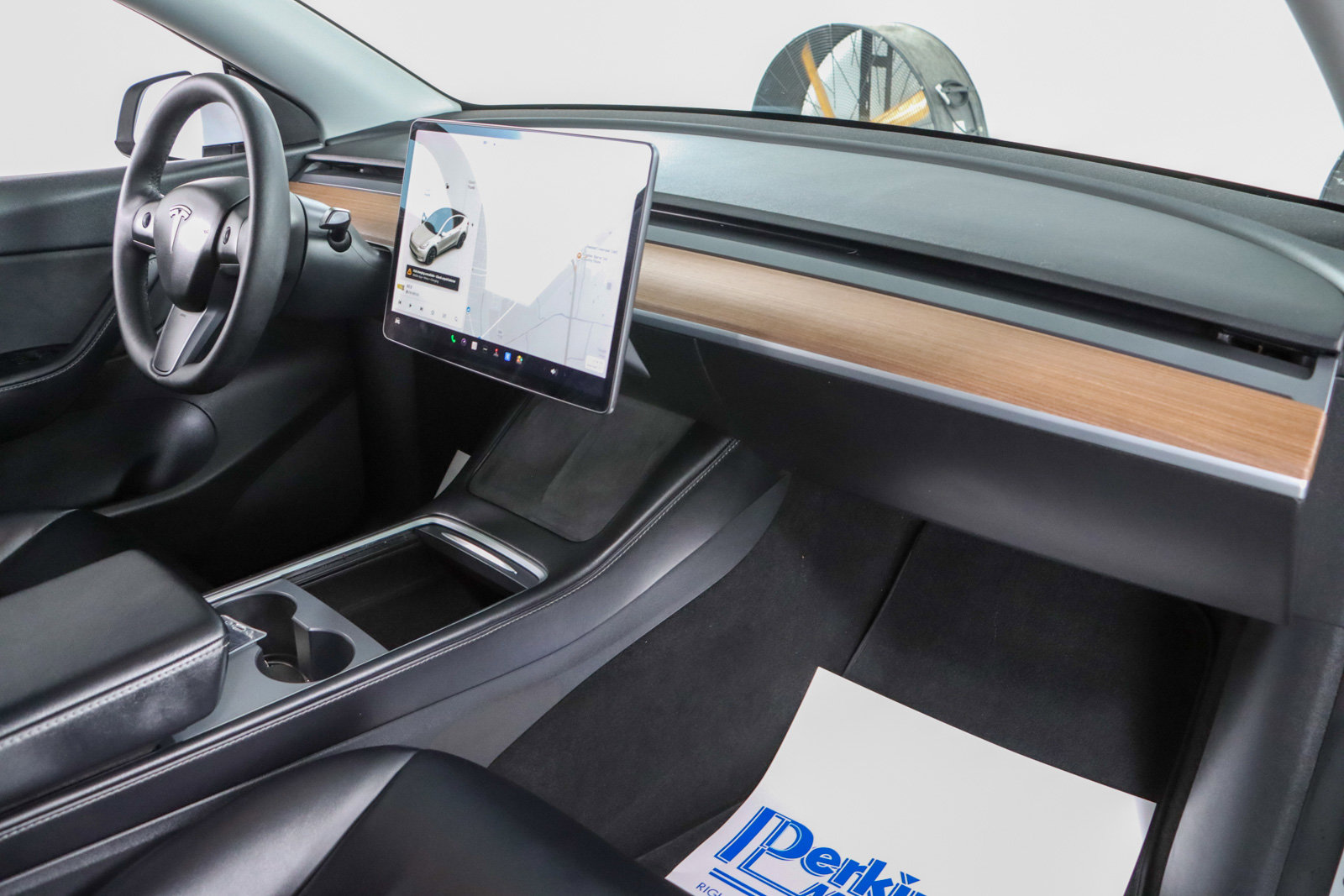 Used 2021 Tesla Model Y Long Range image 25