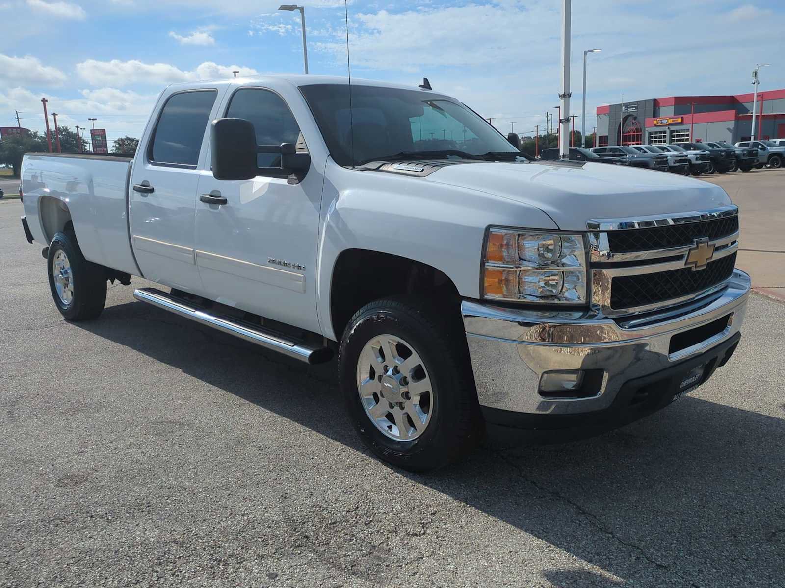 Used 2011 Chevrolet Silverado 3500 LT w/ Interior Plus Package RWD image 2