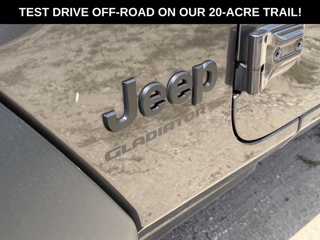 New 2026 Jeep Gladiator Sport AWD/4WD image 32