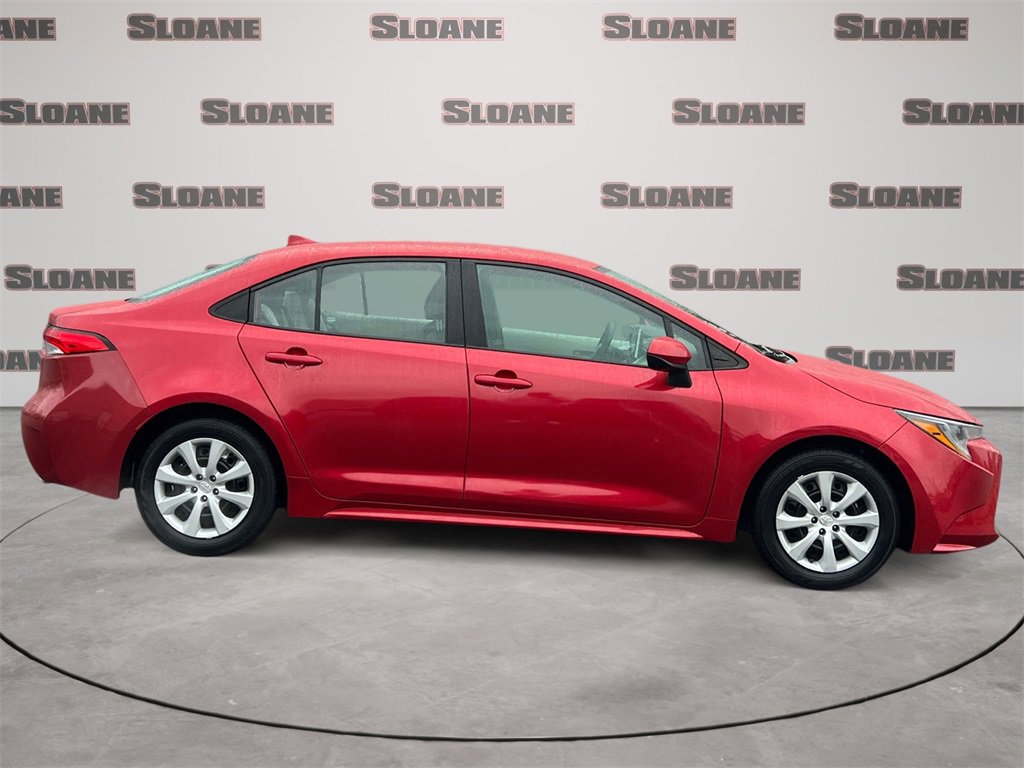 Used 2021 Toyota Corolla LE w/ Carpet Mat Package (TMS) image 6