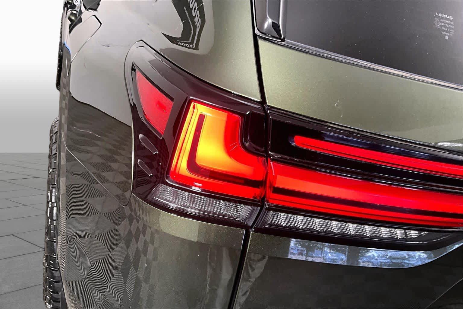 Used 2023 Lexus LX 600 F Sport w/ Accessory Package (Z1) AWD/4WD image 26