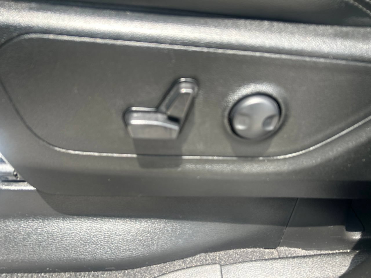 Used 2025 RAM 1500 Rebel w/ Rebel Level 2 Equipment Group AWD/4WD image 18