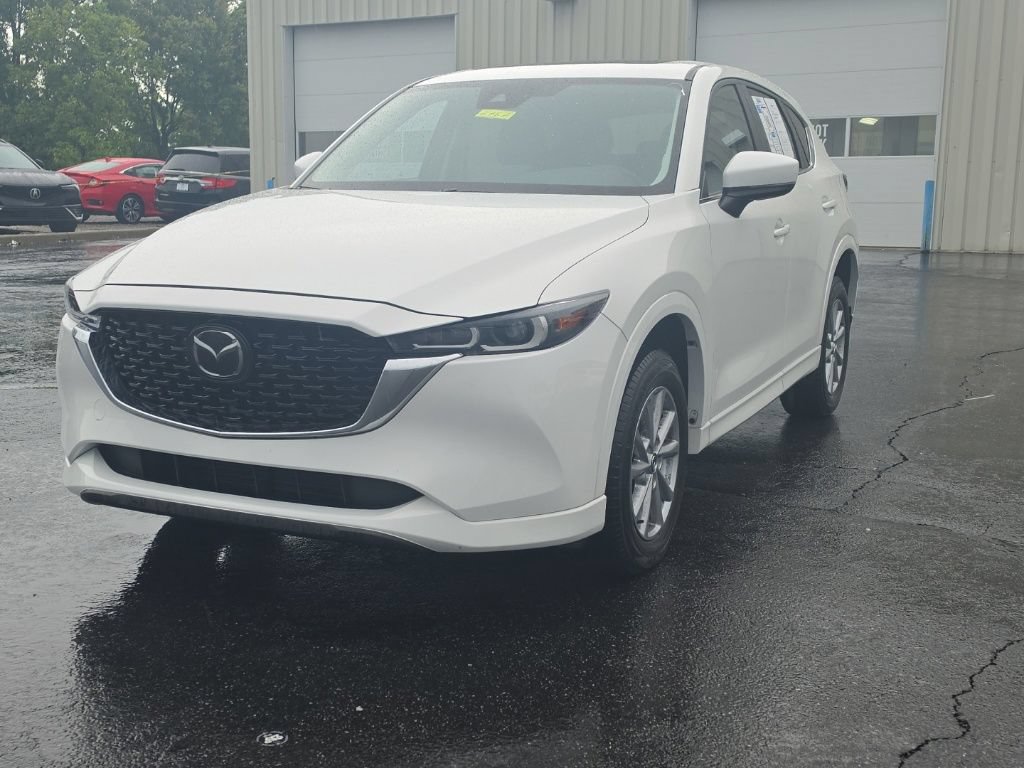 Used 2024 MAZDA CX-5 AWD 2.5 S w/ Preferred Package image 3