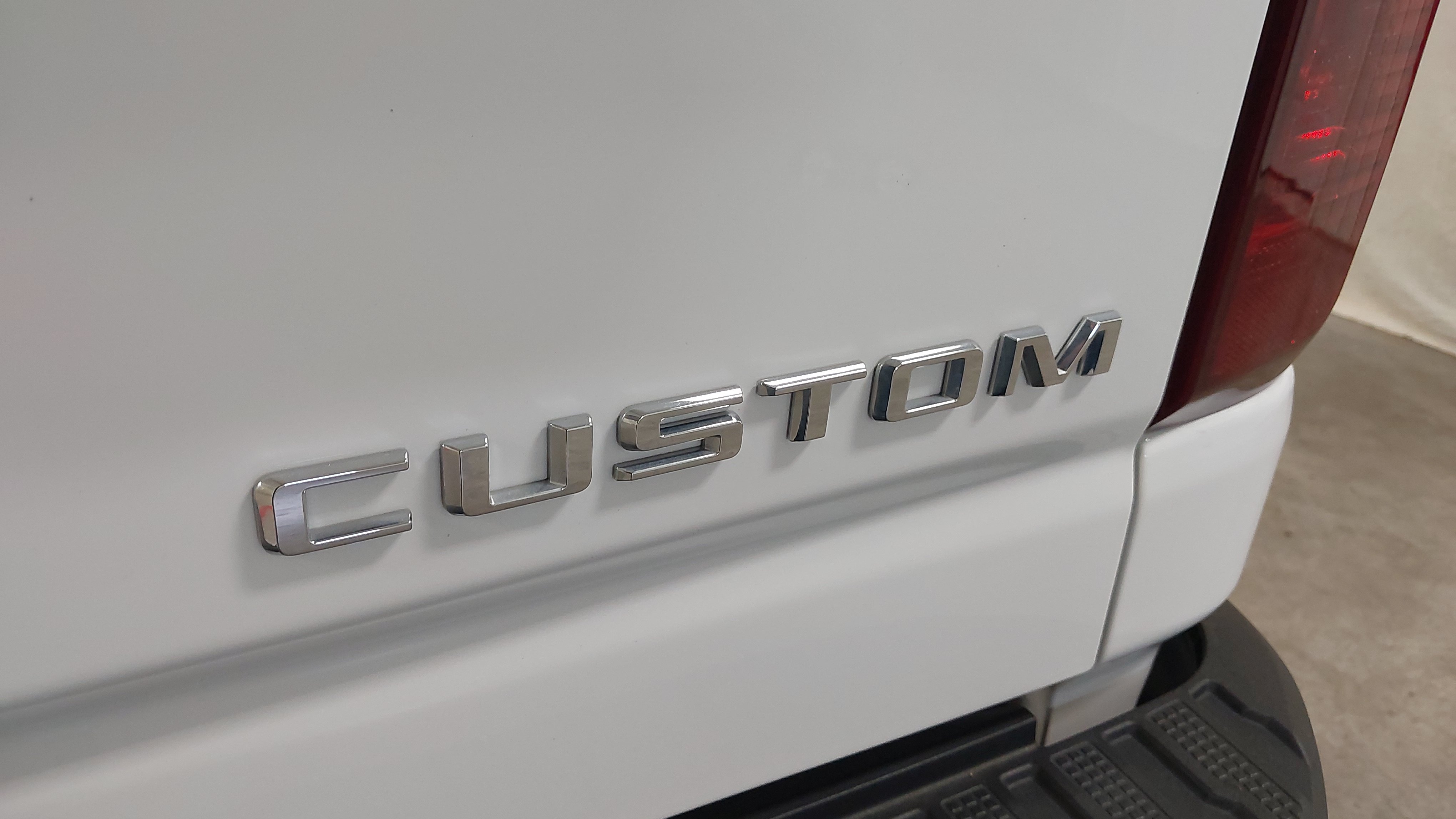 Used 2024 Chevrolet Silverado 2500 Custom w/ Custom Convenience Package AWD/4WD image 34