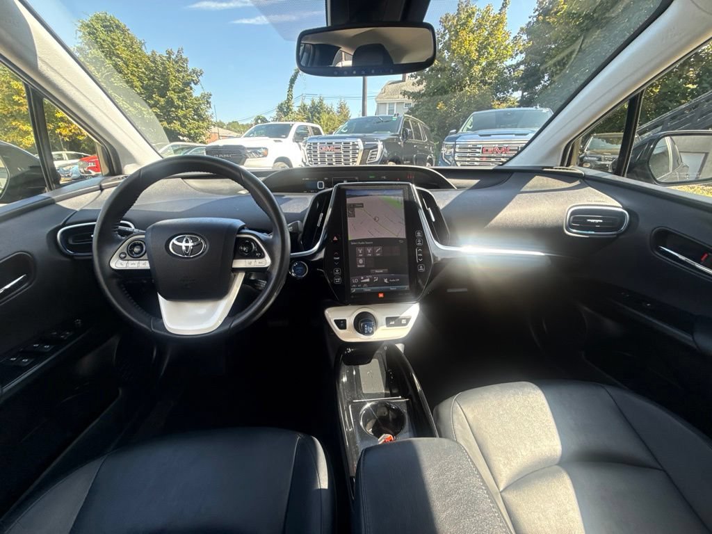 Used 2018 Toyota Prius Four Touring w/ Premium Convenience Package FWD image 25