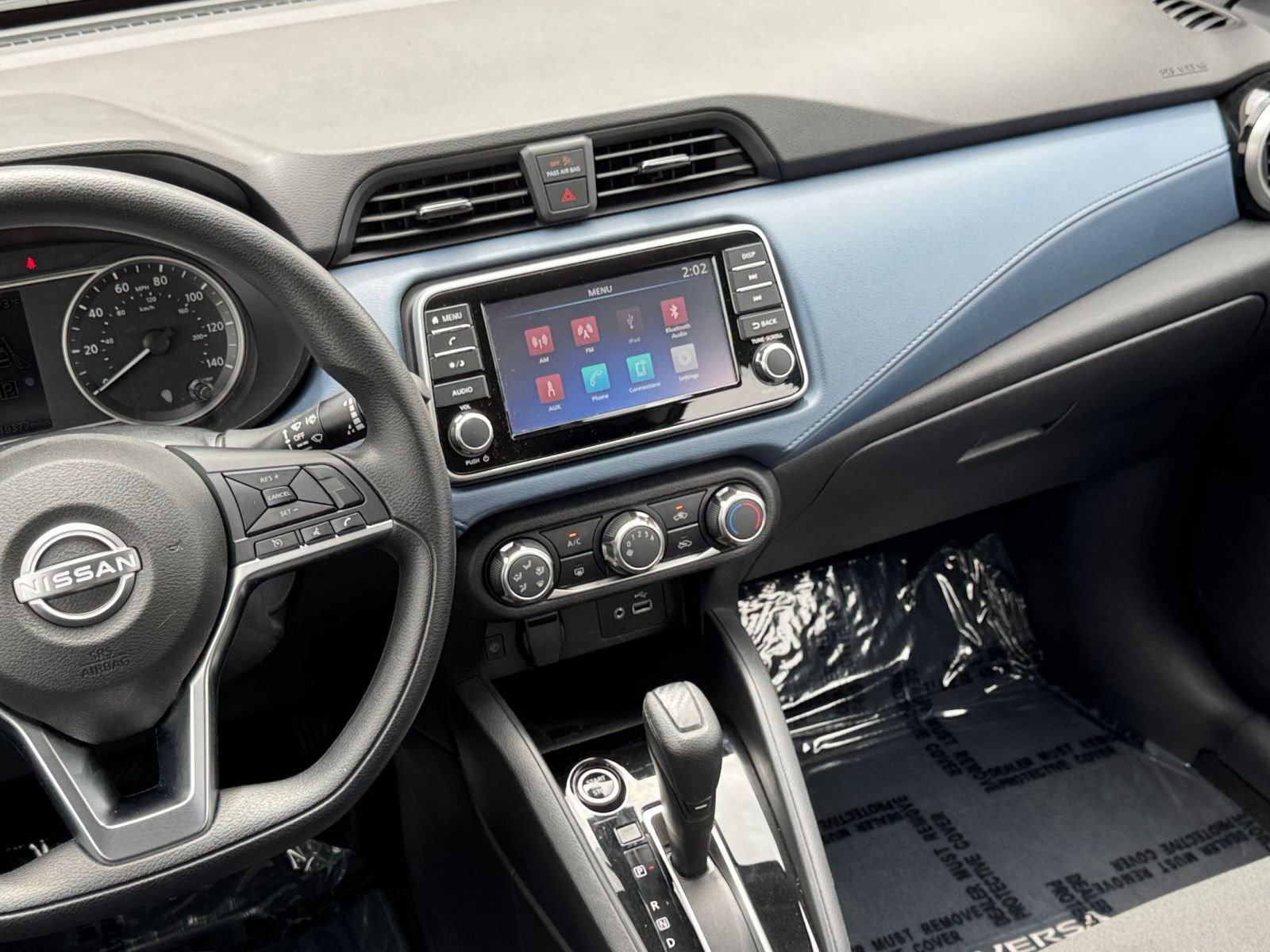Used 2025 Nissan Versa SV FWD image 20