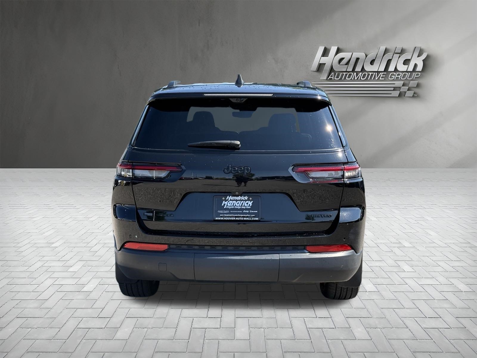 Used 2023 Jeep Grand Cherokee L Limited w/ Luxury Tech Group II AWD/4WD image 9