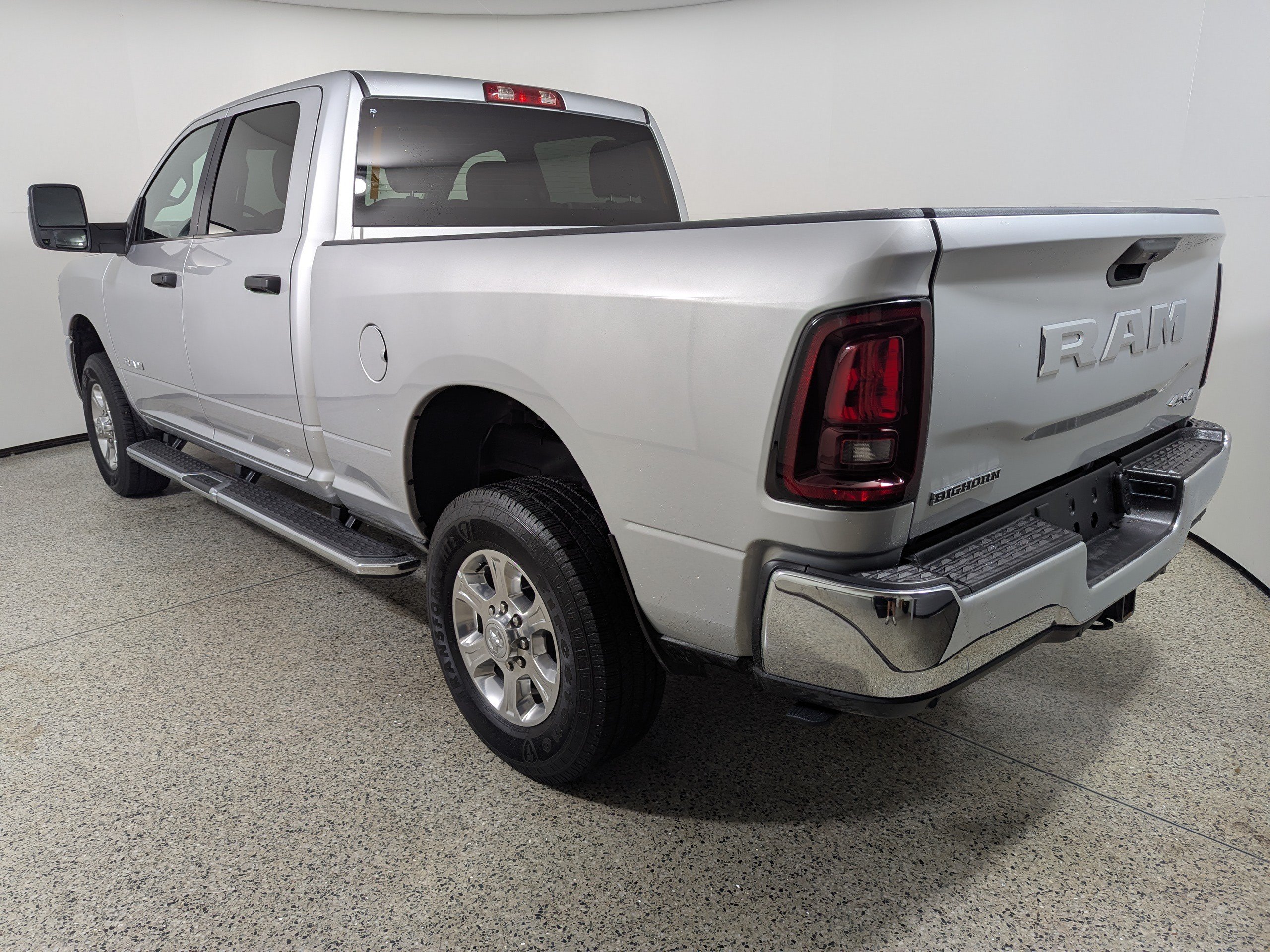 Used 2026 RAM 2500 Big Horn AWD/4WD image 5