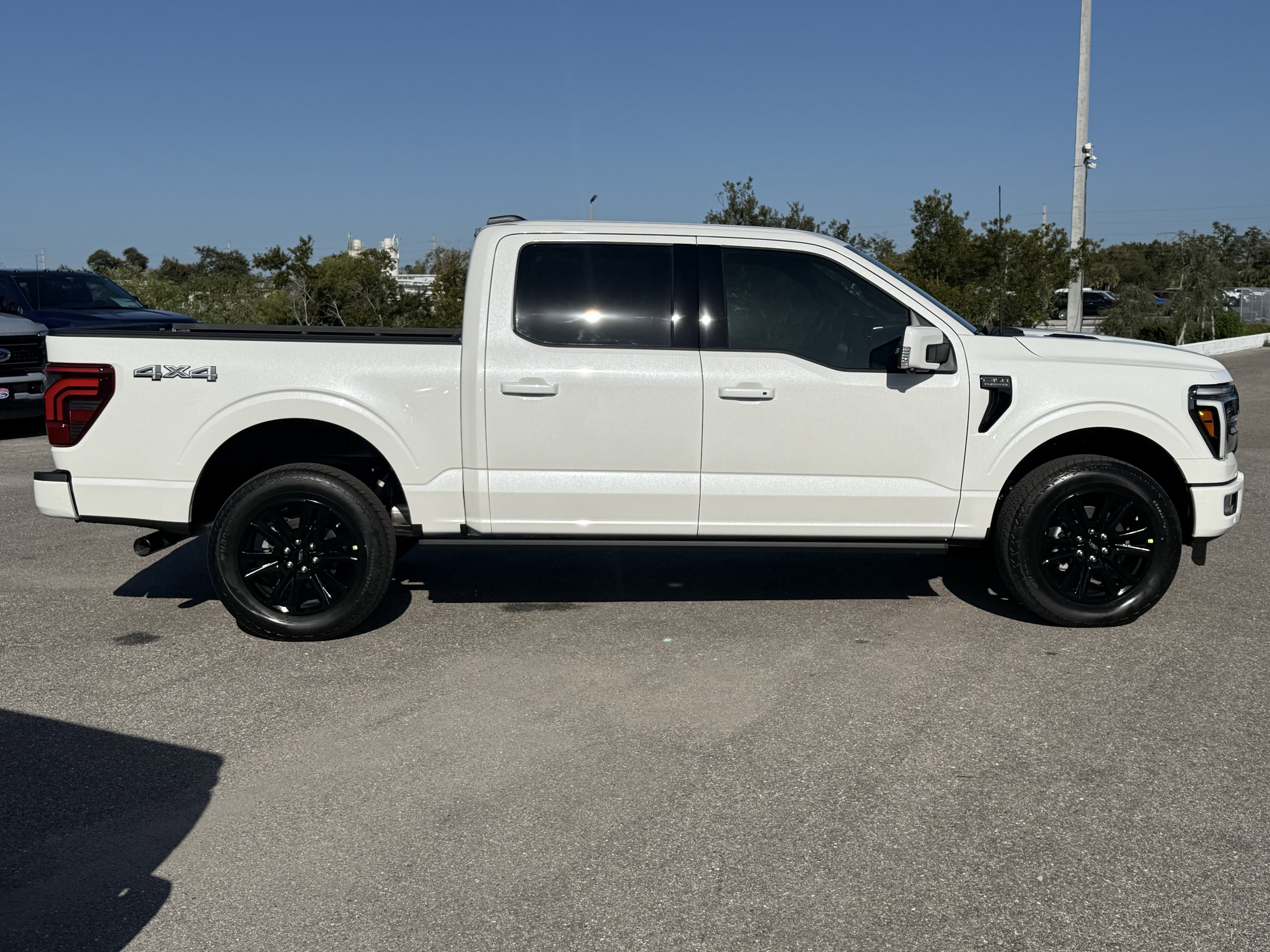 New 2025 Ford F150 Platinum AWD/4WD image 3