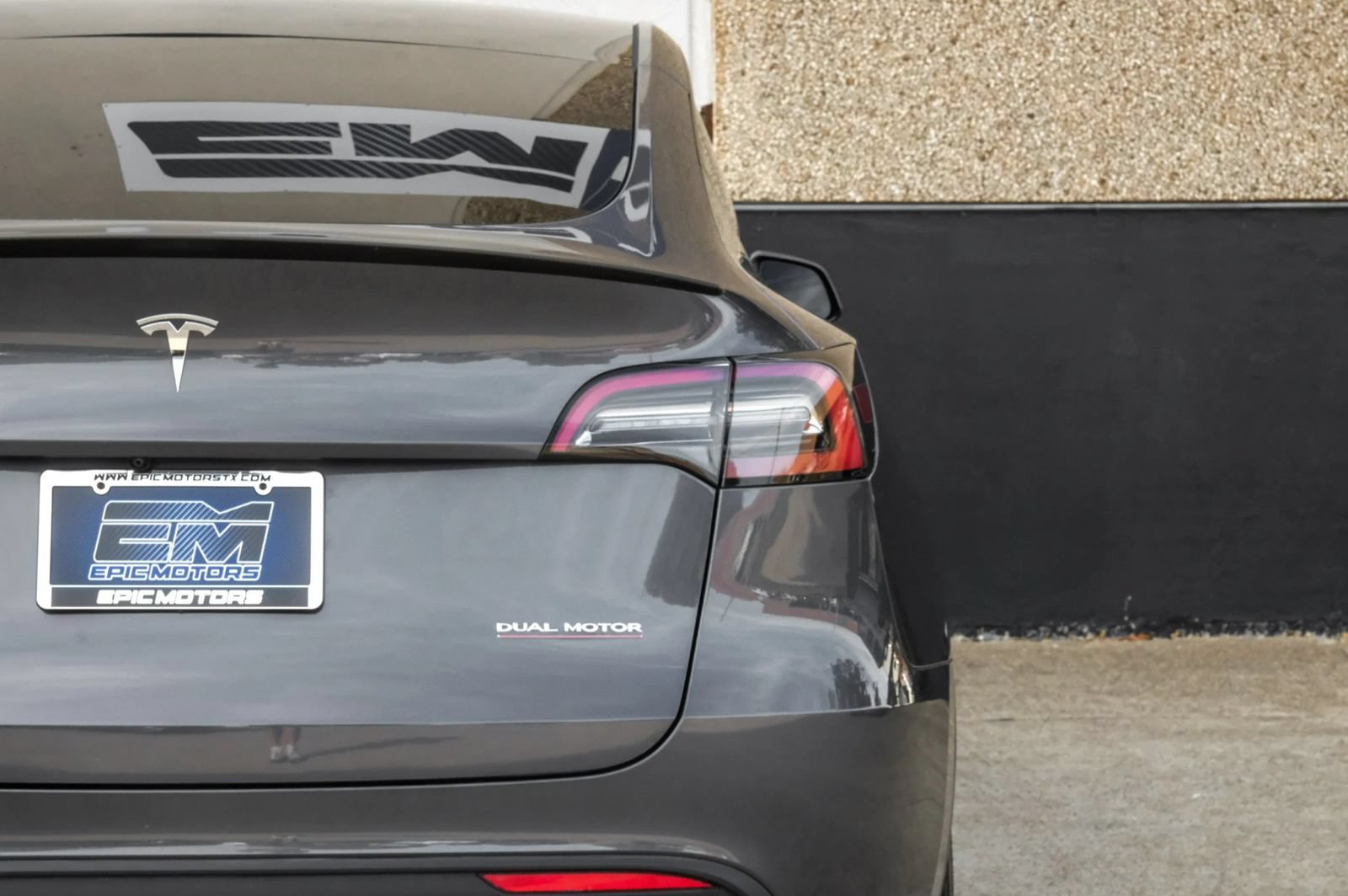 Used 2023 Tesla Model Y Long Range AWD/4WD image 48