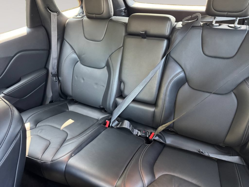 Used 2021 Jeep Cherokee Latitude Lux AWD/4WD image 13