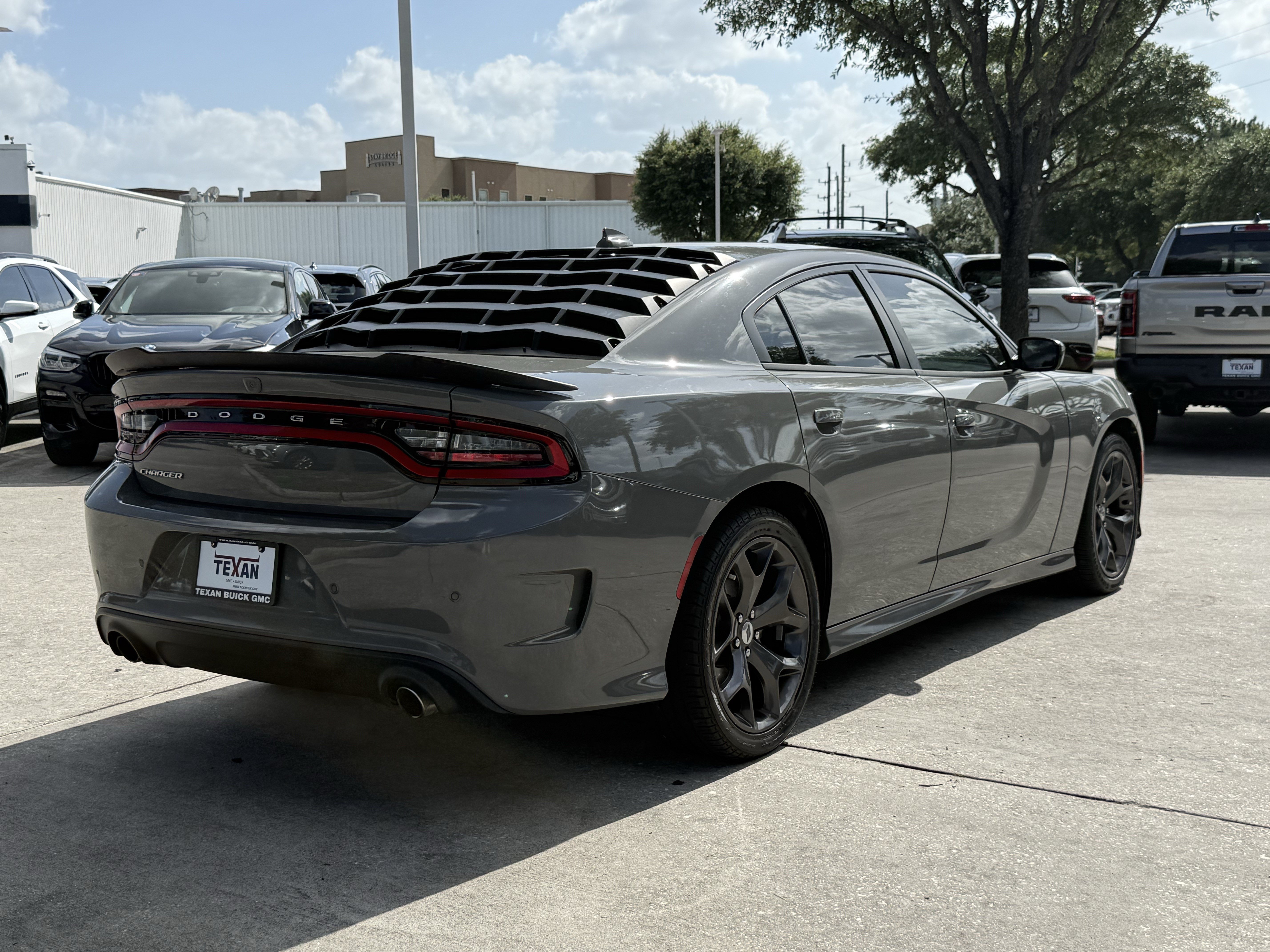 Used 2018 Dodge Charger SXT Plus RWD image 5