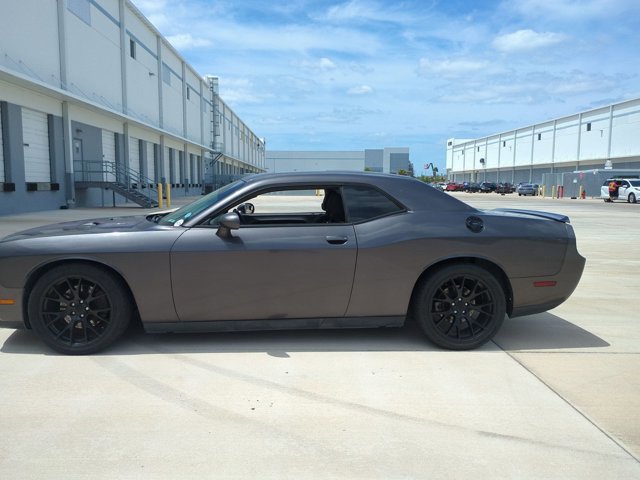 Used 2014 Dodge Challenger R/T w/ Blacktop Package image 8