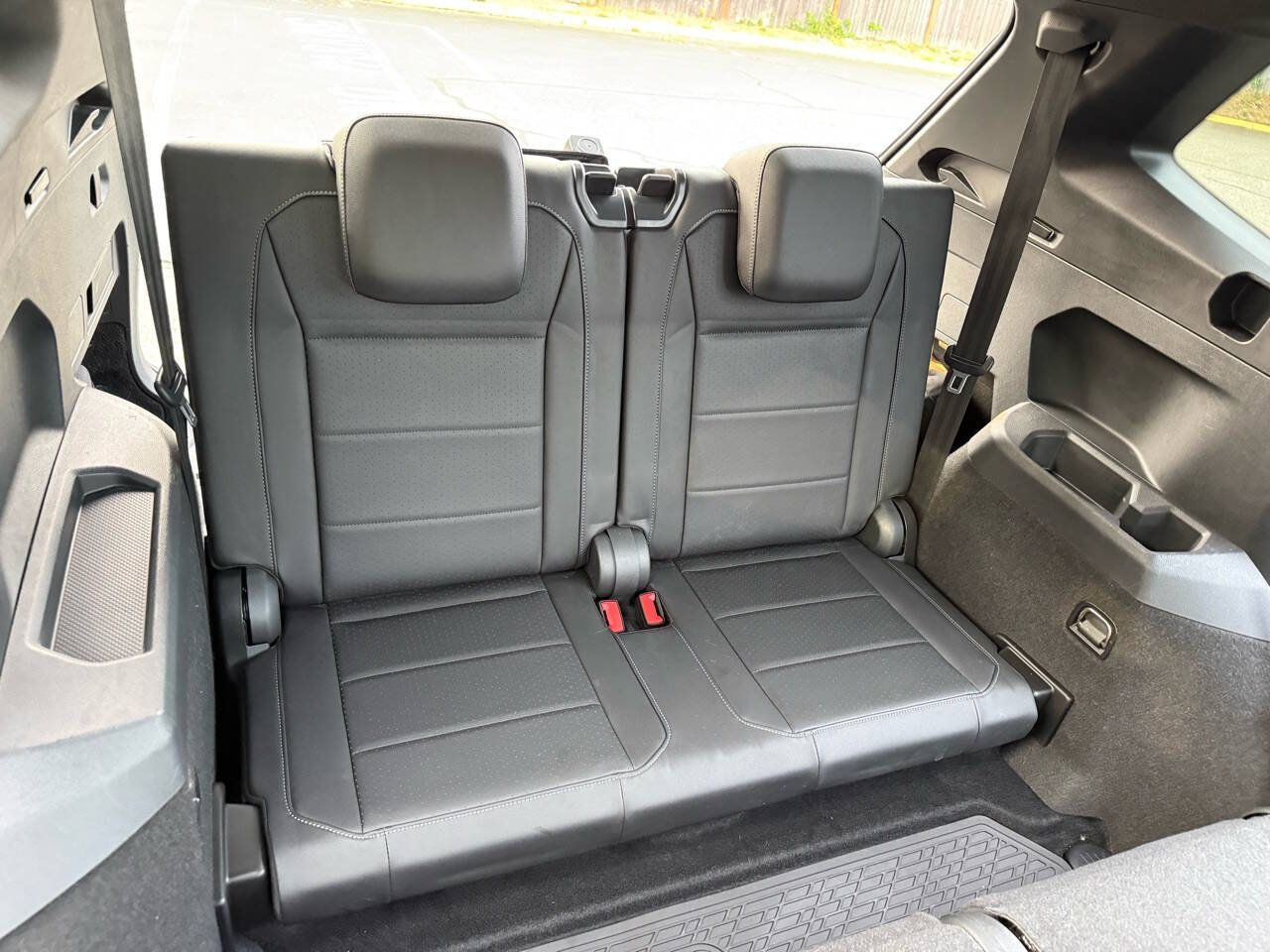 Used 2020 Volkswagen Tiguan SE R-Line w/ 3rd Row Seat Package AWD/4WD image 63
