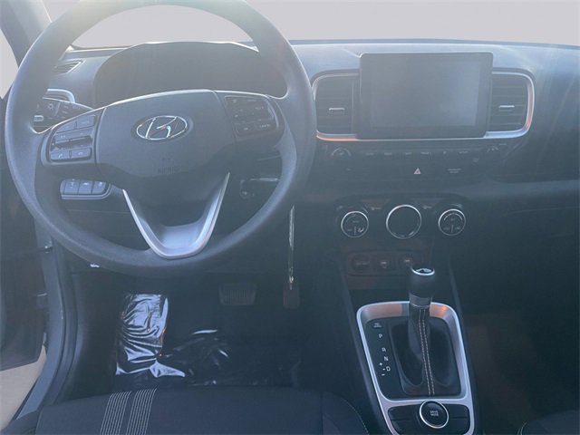 Used 2020 Hyundai Venue SEL image 12