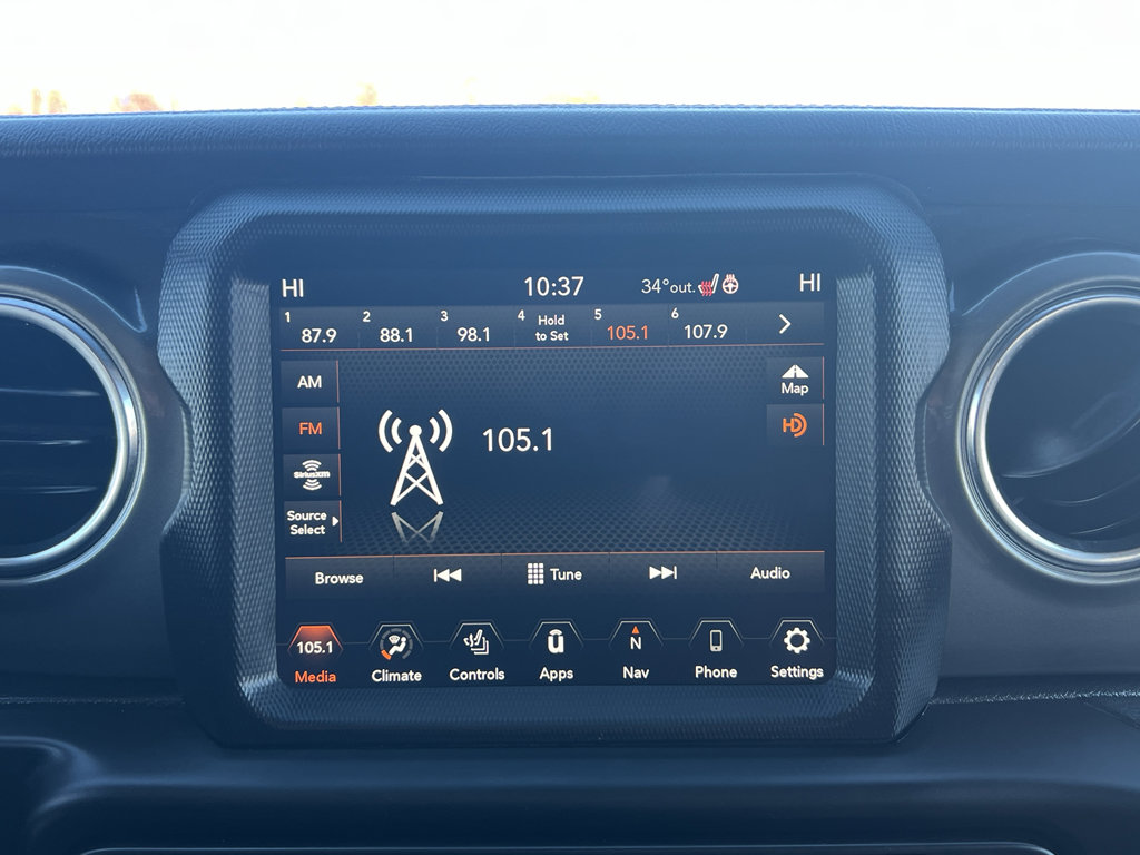 Used 2021 Jeep Wrangler Unlimited Sahara w/ Uconnect 4C Nav & Sound Group image 26