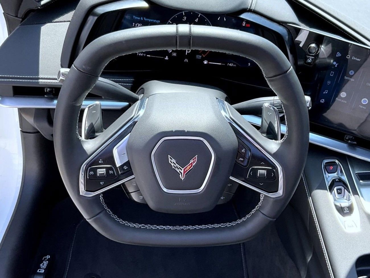 Used 2024 Chevrolet Corvette Stingray Coupe w/ 1LT image 11