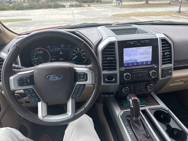 Used 2019 Ford F150 Lariat image 5