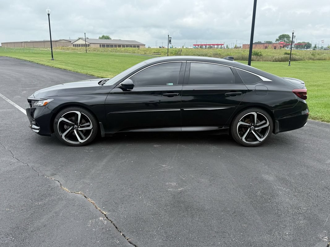 Used 2019 Honda Accord Sport image 7