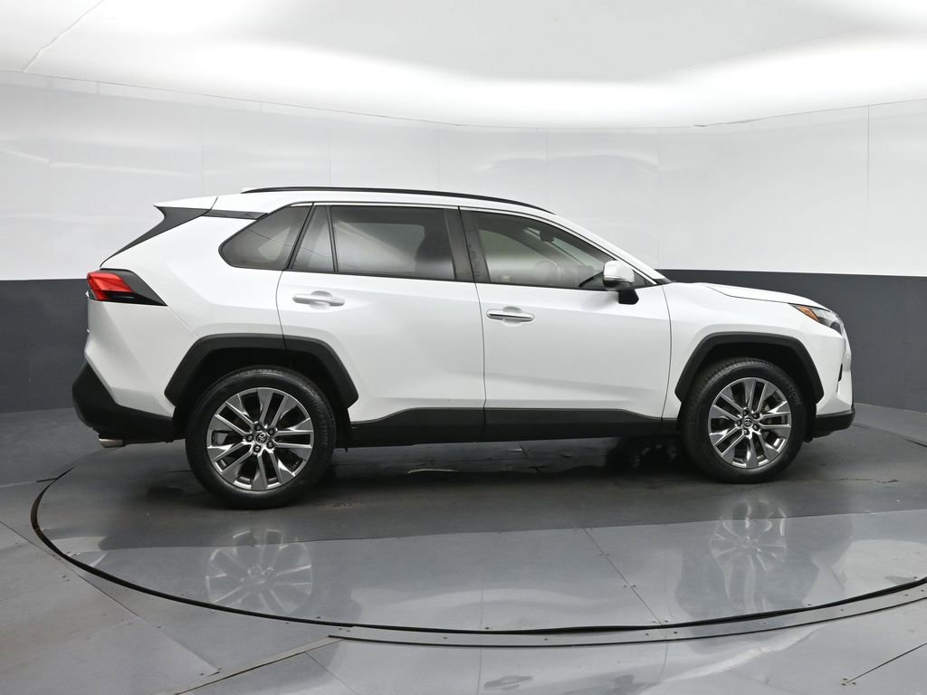Used 2023 Toyota RAV4 Limited FWD image 8