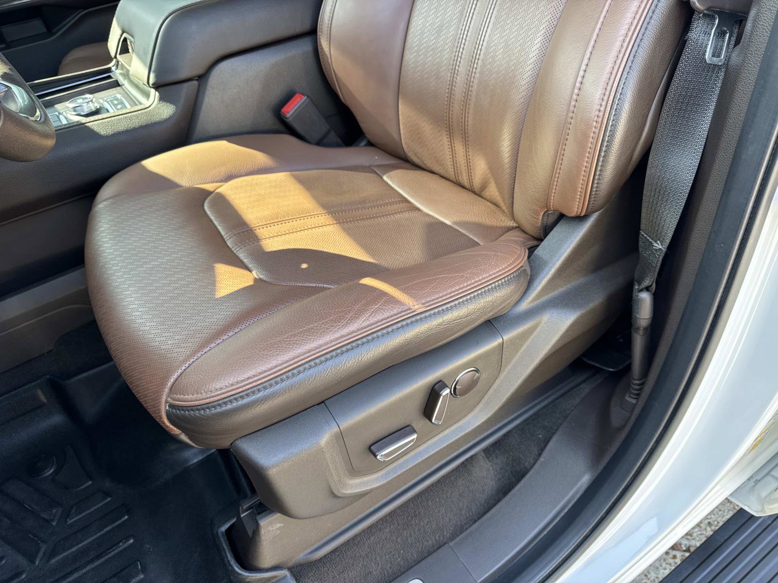 Used 2024 Ford Expedition King Ranch AWD/4WD image 16