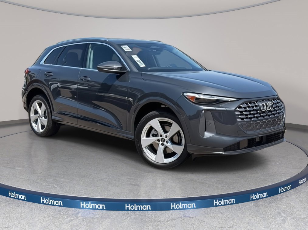 Certified 2025 Audi Q5 2.0T Premium Plus w/ Premium Plus image 2