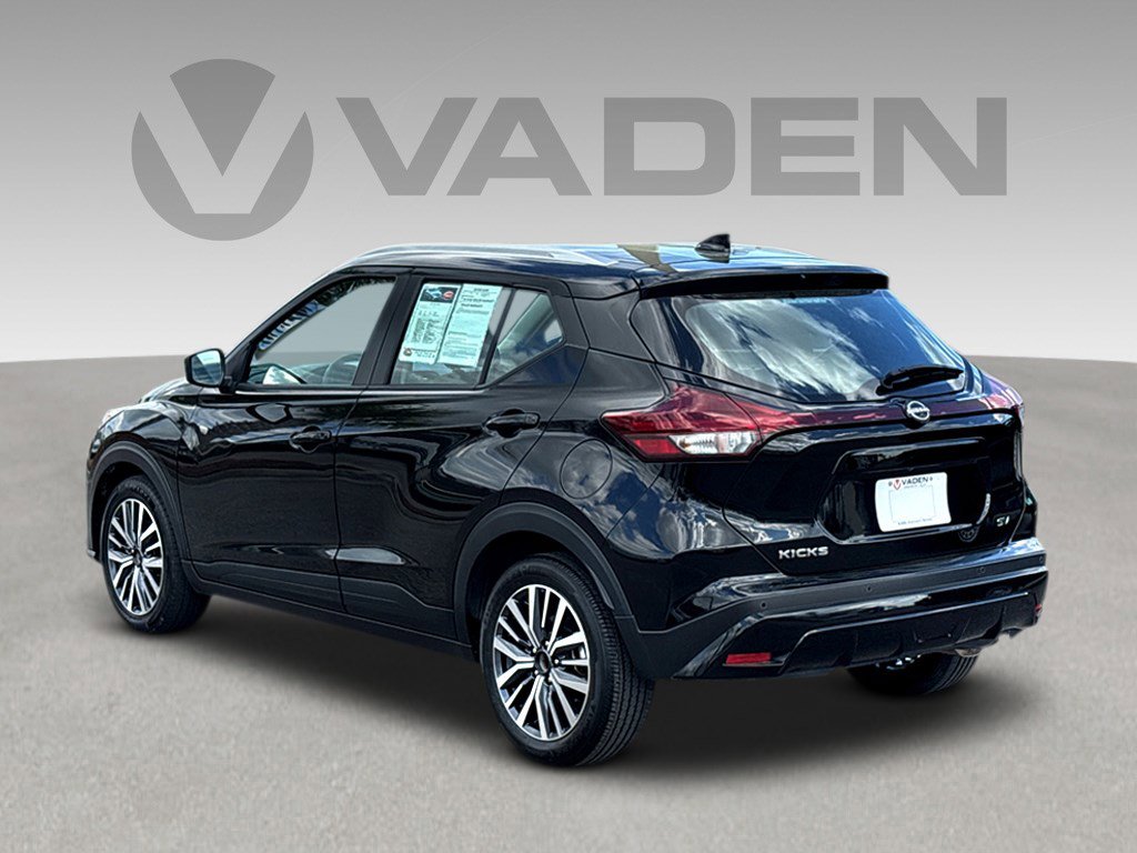 Used 2024 Nissan Kicks SV FWD image 30