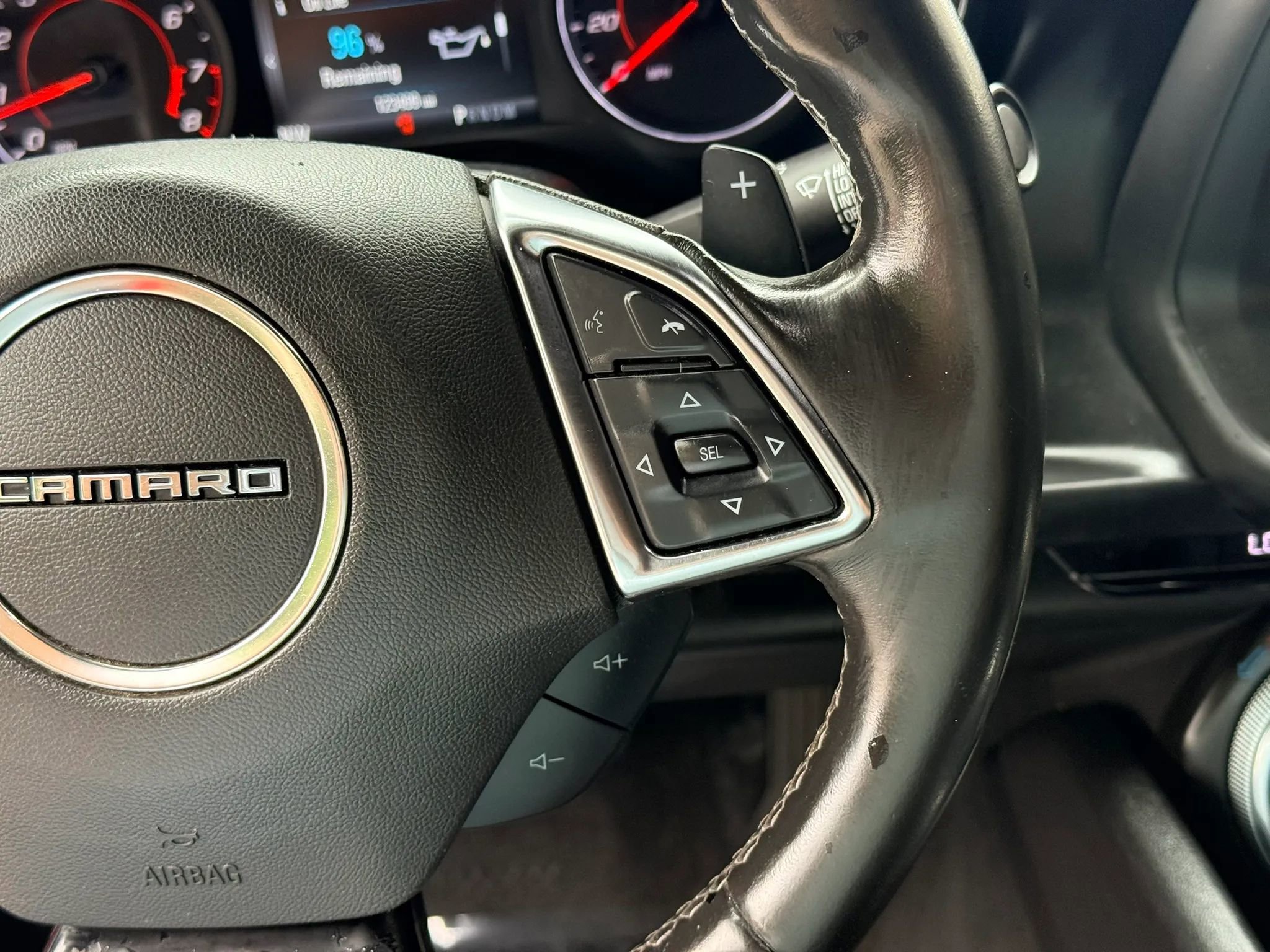 Used 2018 Chevrolet Camaro LT RWD image 21