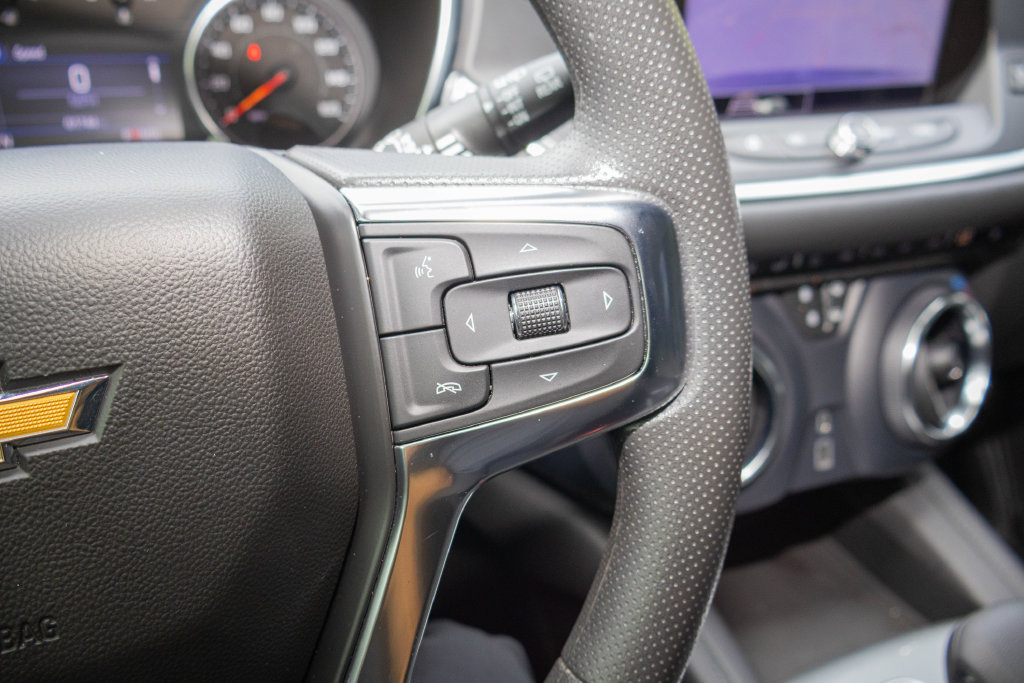 Used 2022 Chevrolet Blazer LT FWD image 22
