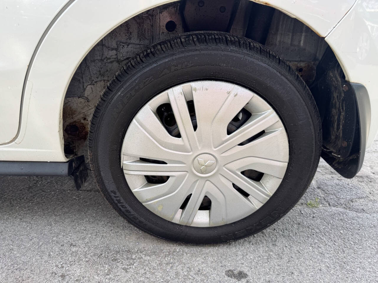Used 2018 Mitsubishi Mirage ES FWD image 10