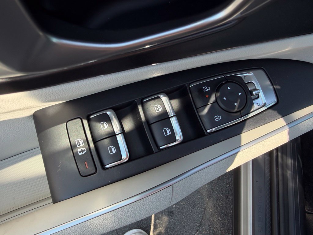 New 2026 Kia Sorento EX FWD image 16
