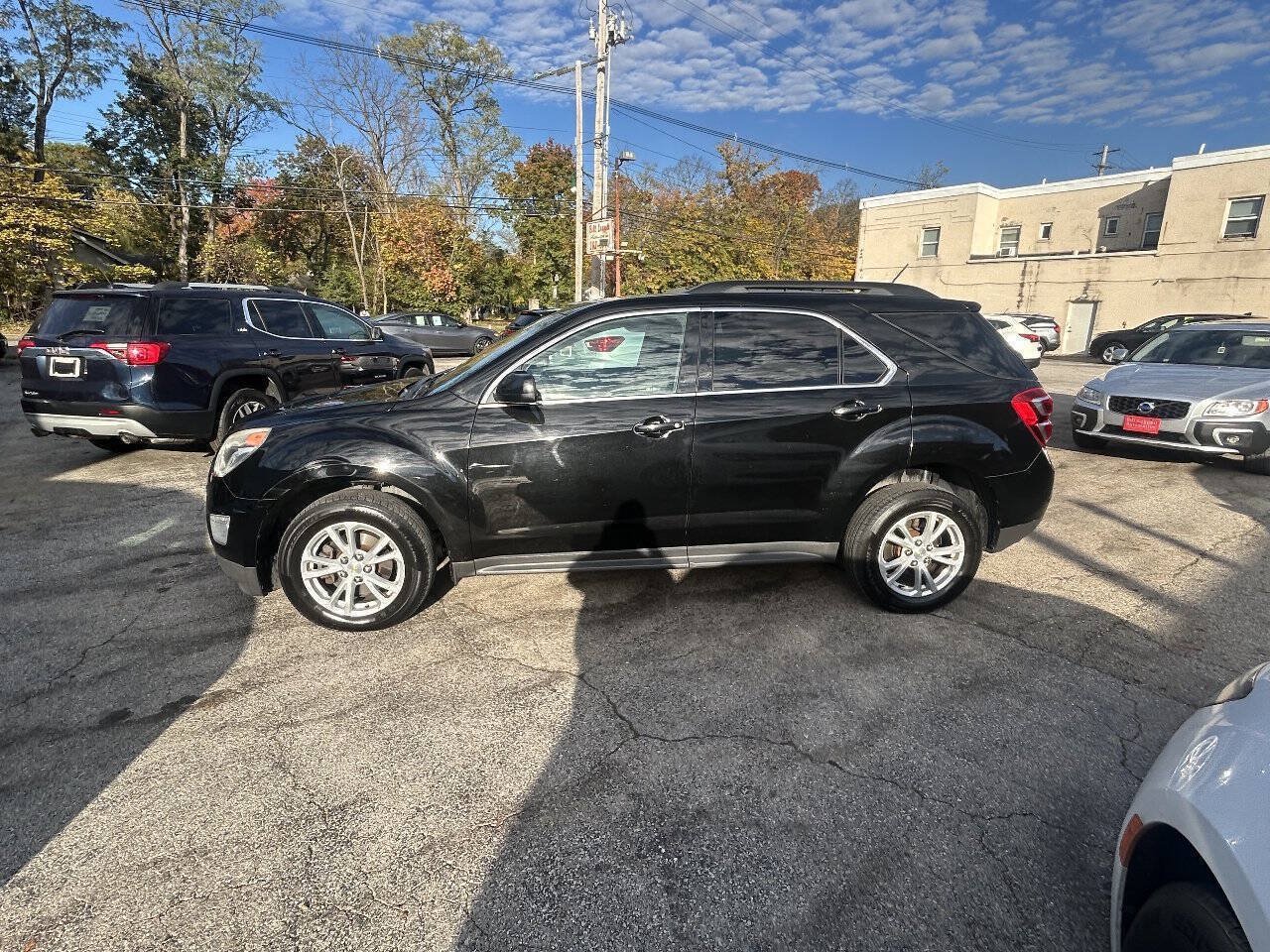 Used 2017 Chevrolet Equinox LT w/ Driver Confidence Package II AWD/4WD image 4