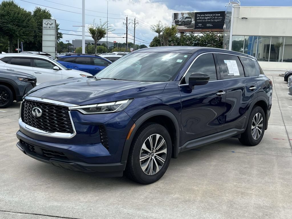Used 2025 INFINITI QX60 Pure w/ Cargo Package FWD image 7