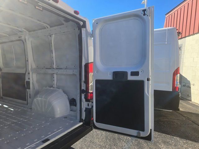 New 2026 RAM ProMaster 1500 w/ Convenience Group image 8
