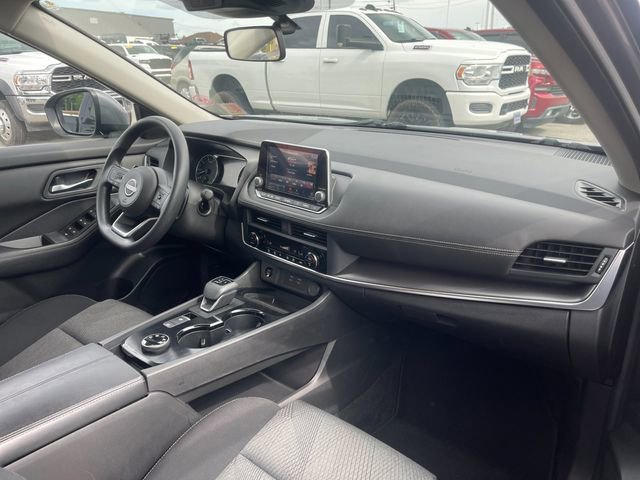 Used 2024 Nissan Rogue SV AWD/4WD image 18
