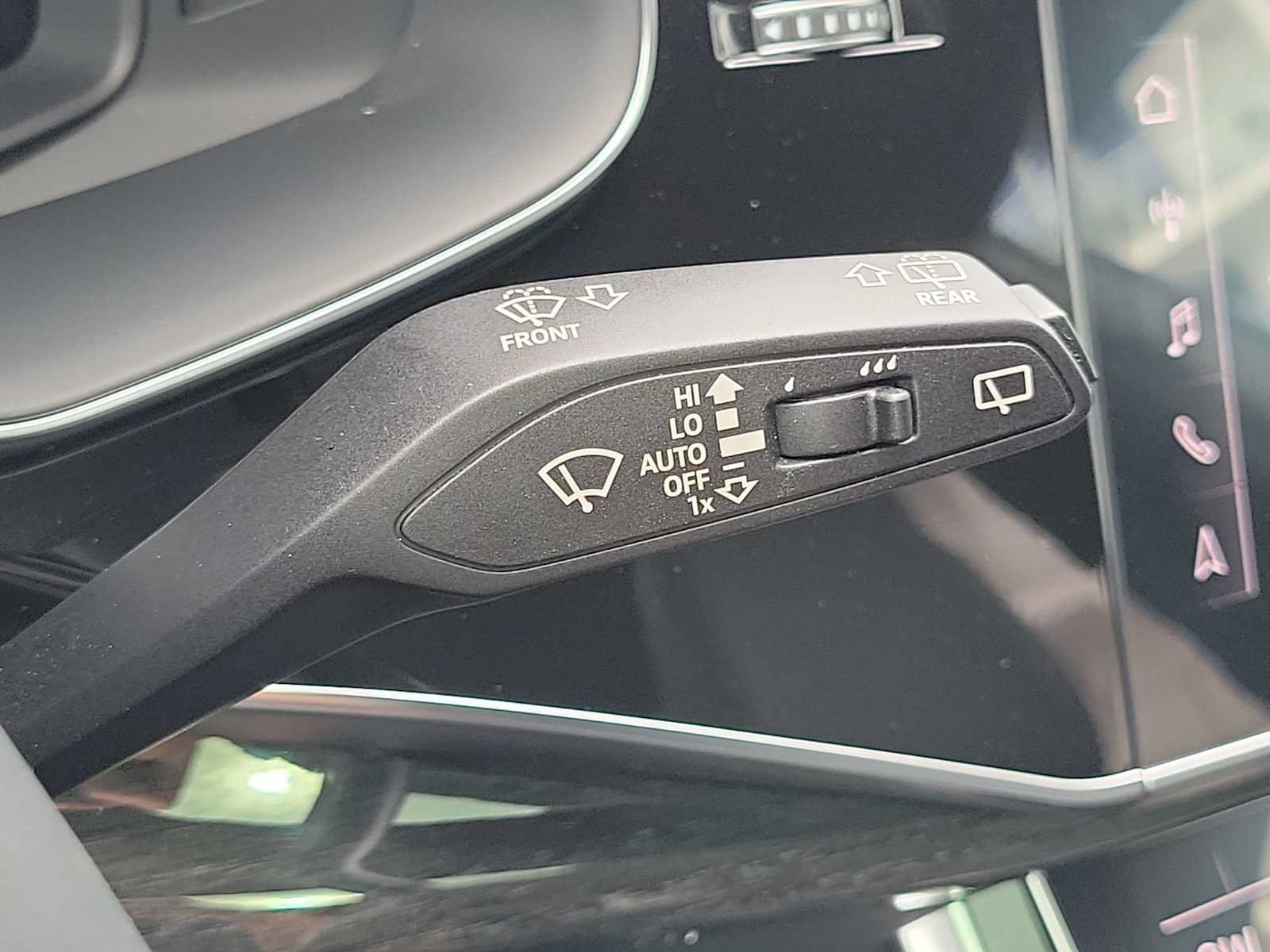 Certified 2023 Audi Q8 Premium Plus AWD/4WD image 26