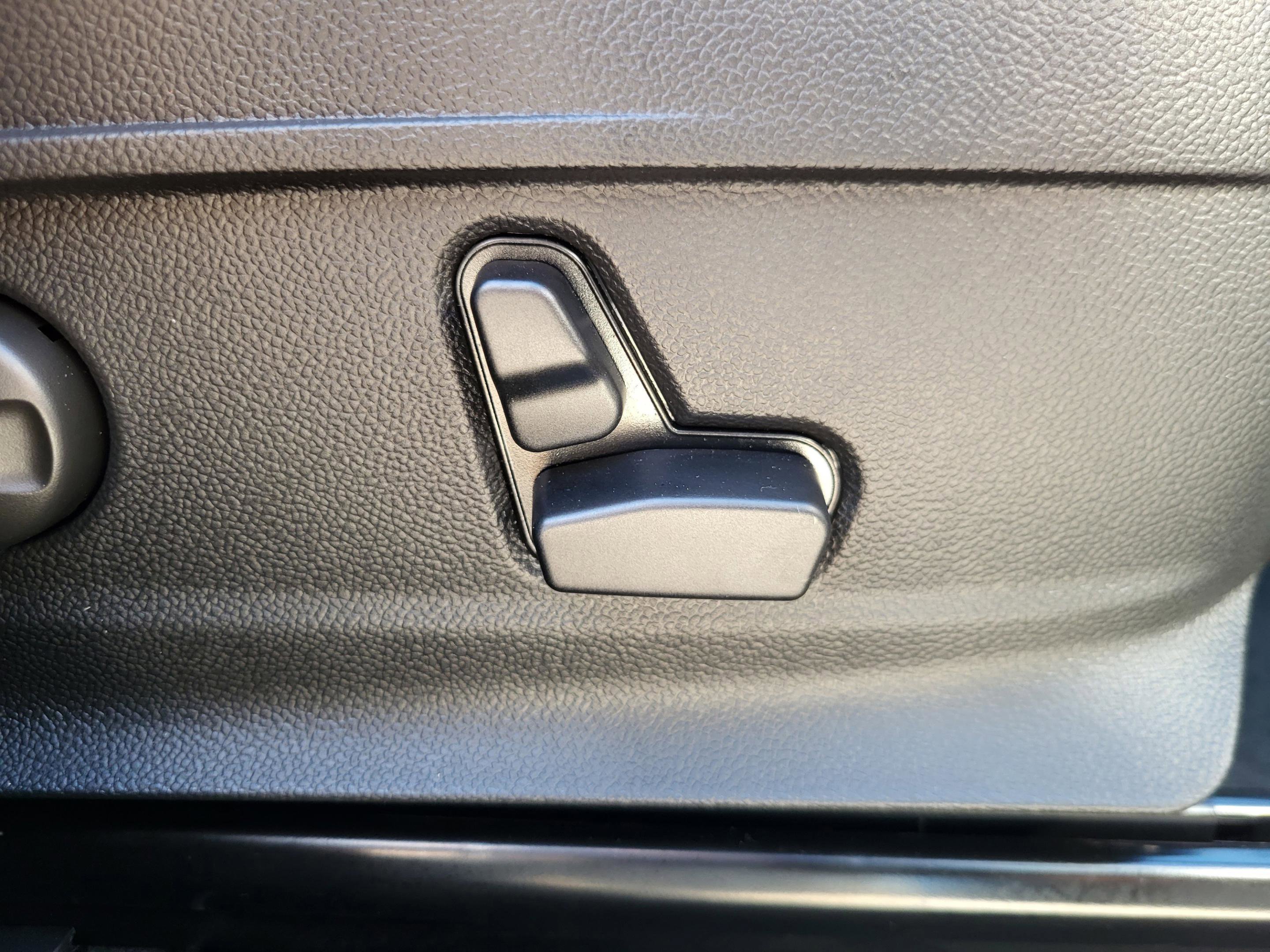 New 2026 Alfa Romeo Stelvio Sprint AWD/4WD image 36