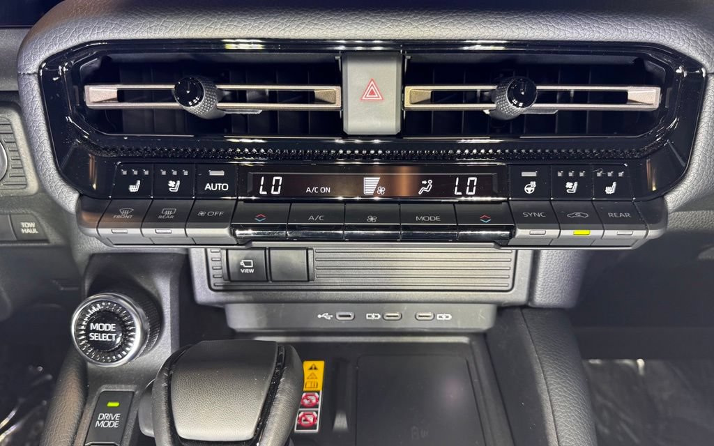 Used 2025 Toyota Land Cruiser w/ Premium Package AWD/4WD image 33