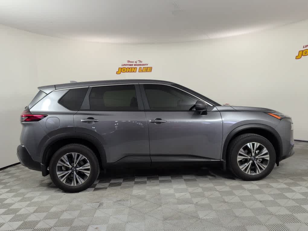 Used 2023 Nissan Rogue SV FWD image 7