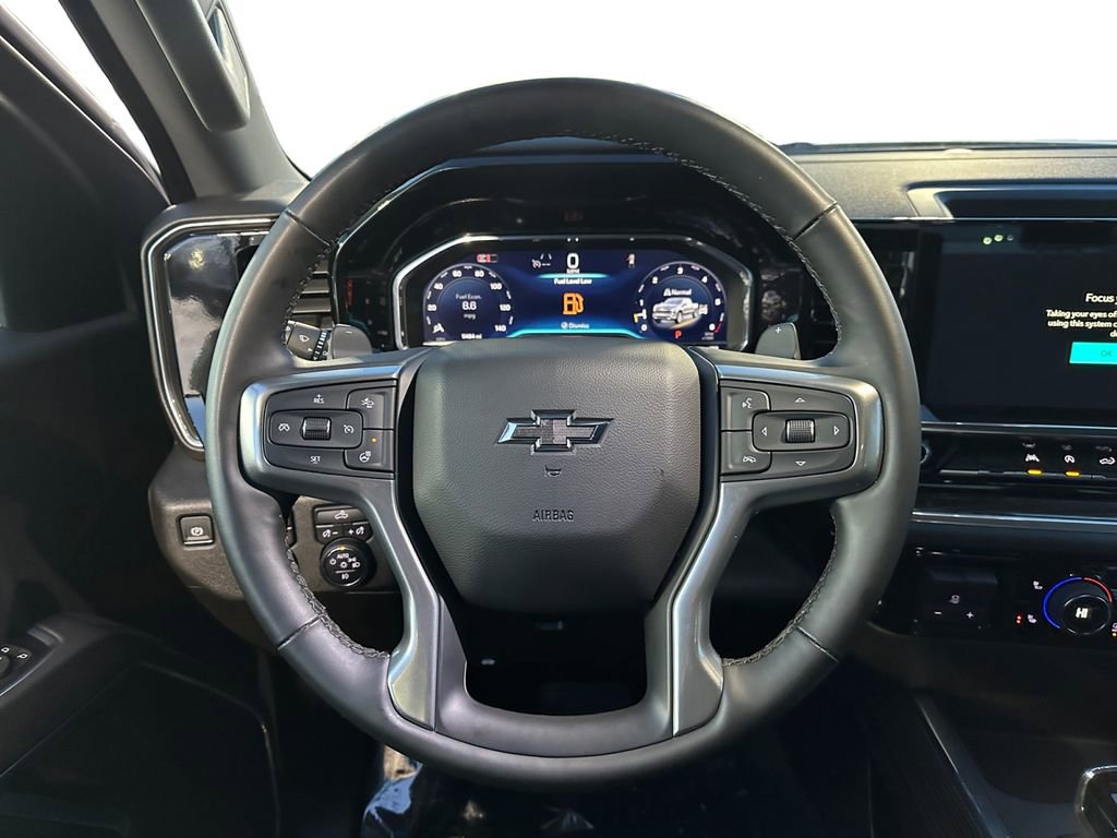 Used 2025 Chevrolet Silverado 1500 RST AWD/4WD image 12