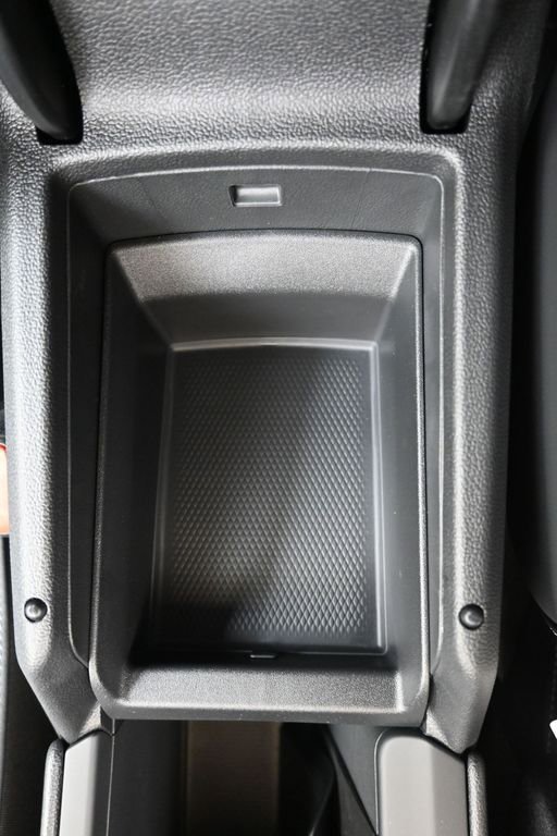 New 2026 Volkswagen Tiguan SE image 34