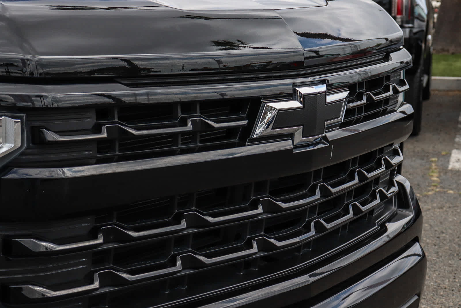 Used 2022 Chevrolet Silverado 1500 RST w/ LPO, Dark Essentials Package RWD image 6