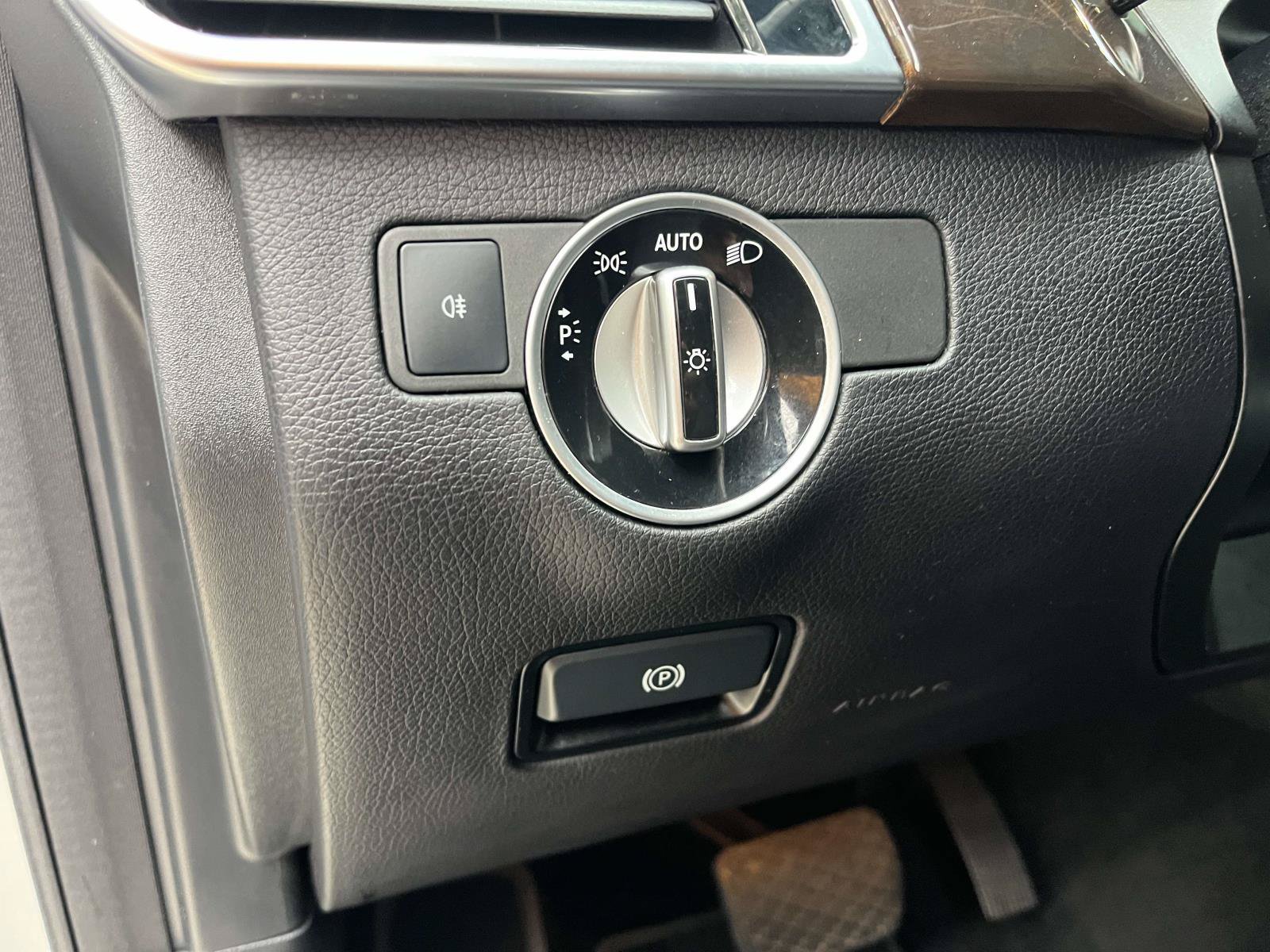 Used 2018 Mercedes-Benz GLE 350 4MATIC image 19