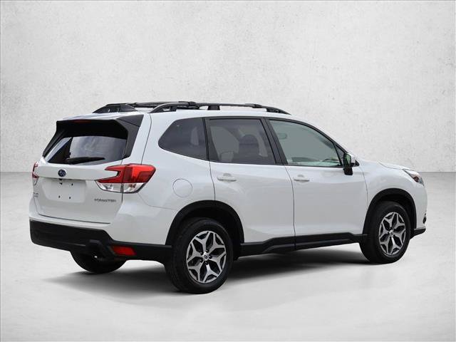 Certified 2024 Subaru Forester Premium AWD/4WD image 5