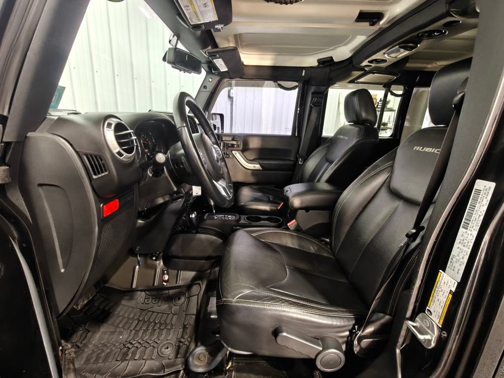 Used 2016 Jeep Wrangler Unlimited Rubicon AWD/4WD image 22